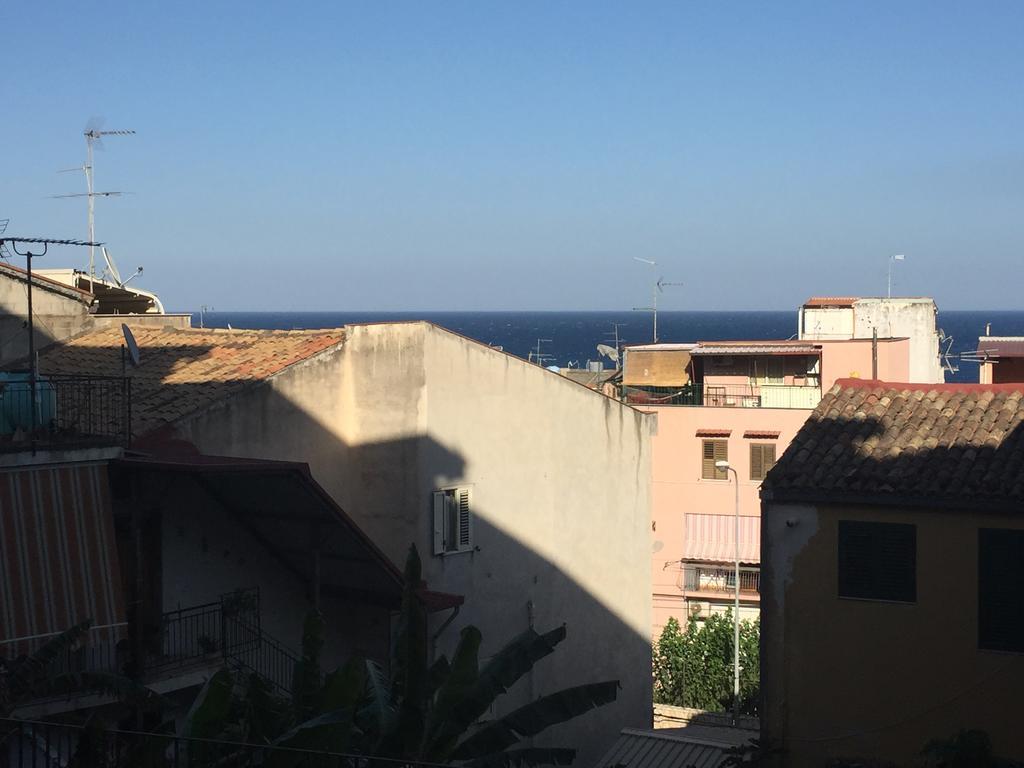 Baia Giardini Apartments Экстерьер фото