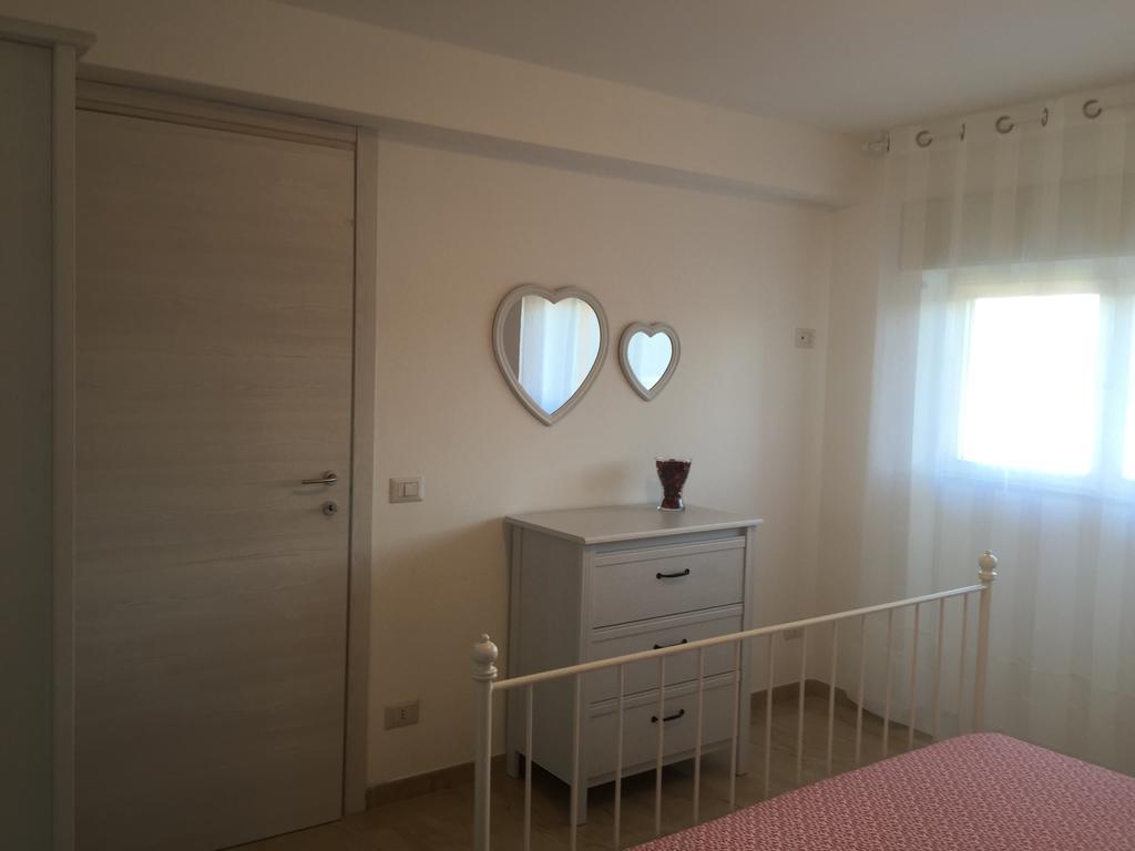Baia Giardini Apartments Экстерьер фото