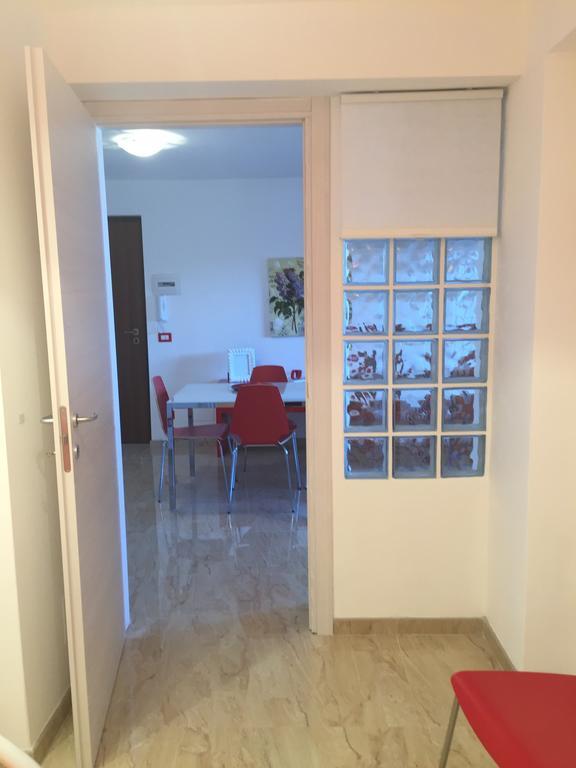 Baia Giardini Apartments Экстерьер фото